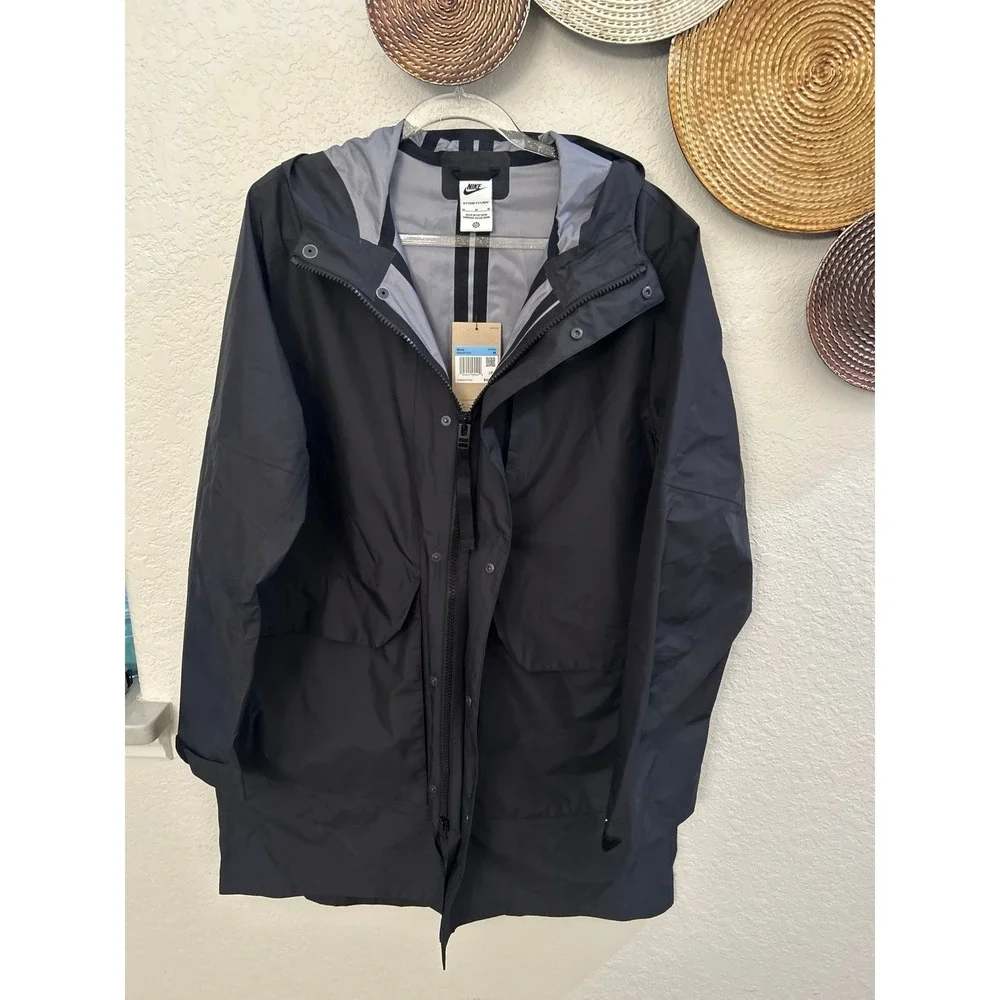Nike Men's Sportswear Storm-FIT ADV Shell Parka NWT Media Chest Pocket size M